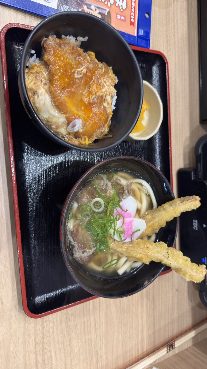 zhaochenjie's tweet photo. #佐々���李子　さんからの推薦、資さんうどん食べました、同じくしあわせセット https://t.co/sWKWCq0Xfp
