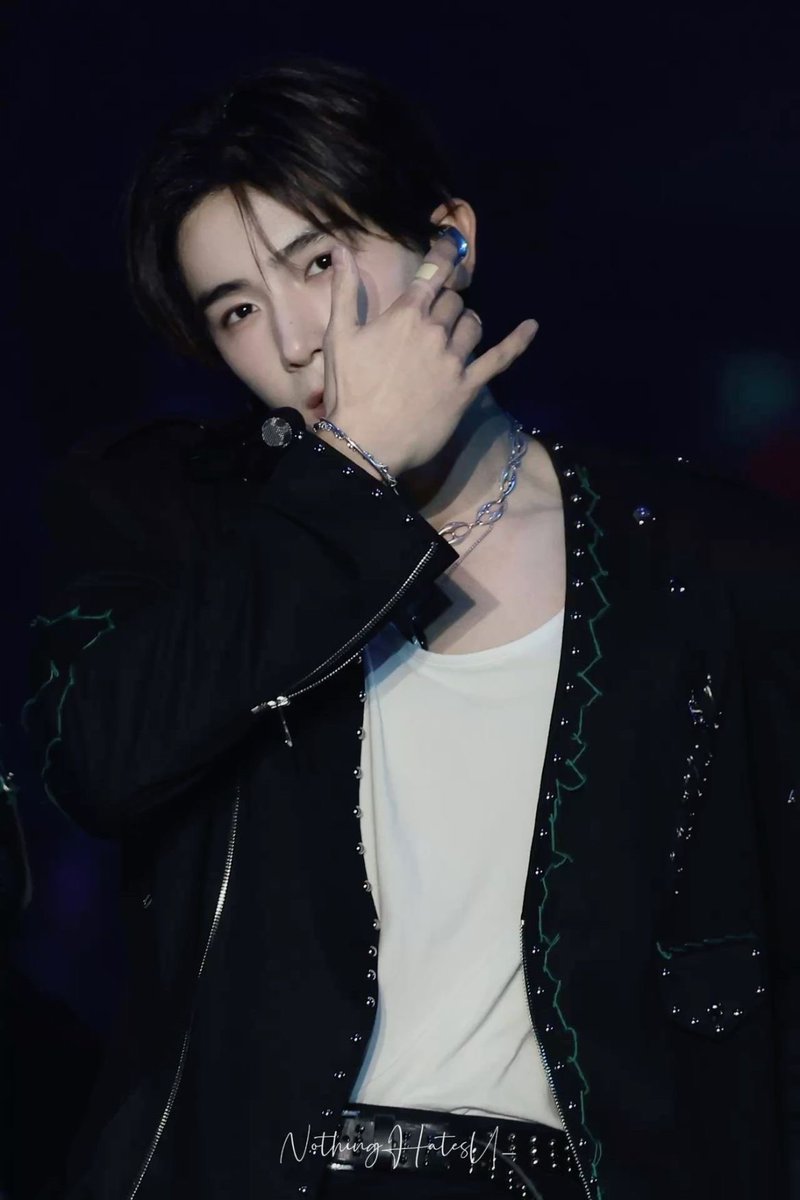 우와…이 사진 모지 🫣