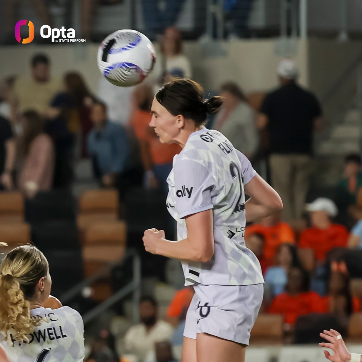 OptaJack's tweet image. 91.7 - Taylor Flint won 11 of 12 aerial duels (91.7%) for @RacingLouFC on Saturday, the most aerial duels contested in a match with a 90%-plus success rate since Opta began detailed data collection of the #NWSL in 2016. Force.