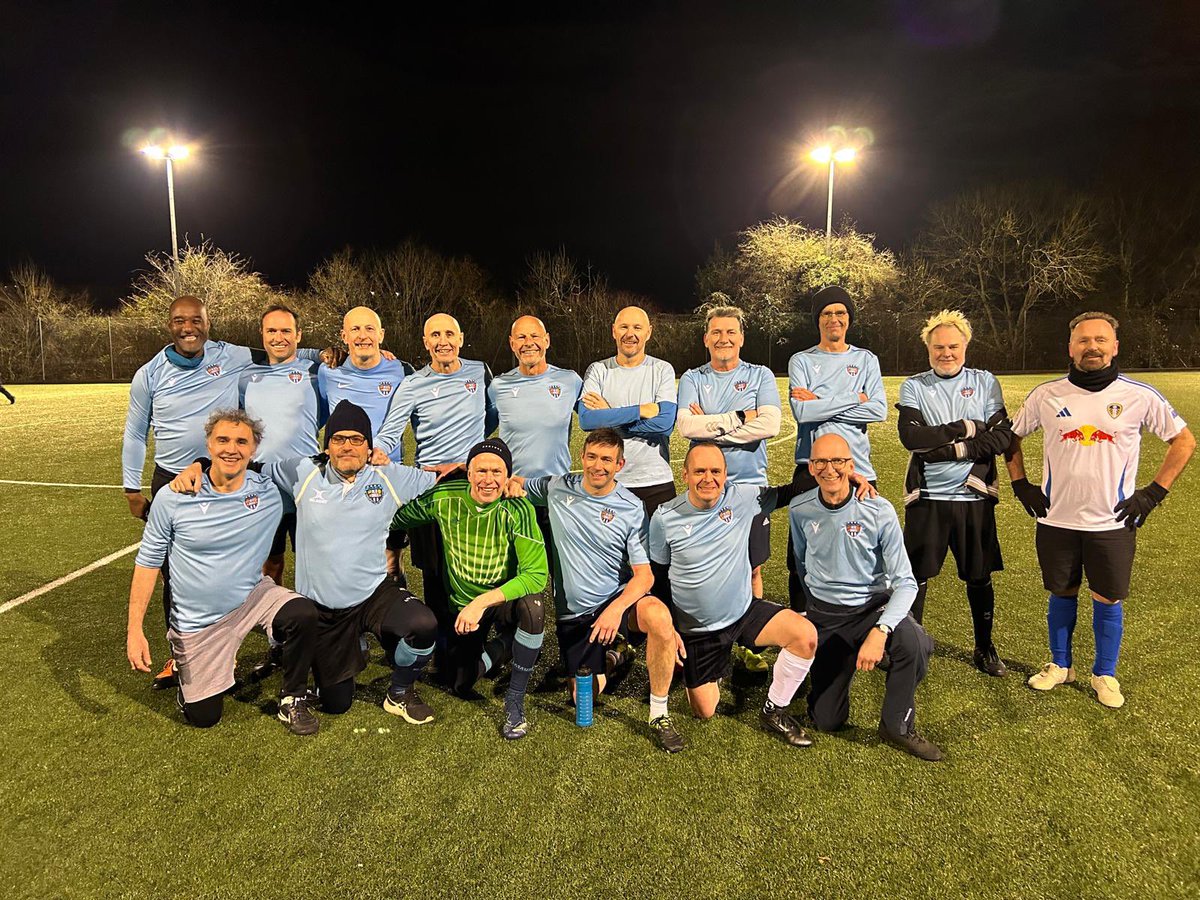 teamsportover50's tweet image. Great game again Bath Roman’s Friday night.
Played in great spirit - well done all players. 
We play Wednesday night and Thursday morning if you want to join us.