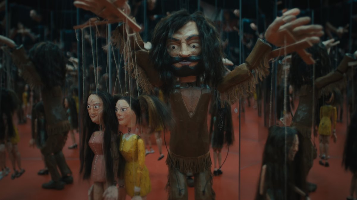 .<a href="/abby_aguirre/">Abby Aguirre</a> considers Errol Morris’s new documentary "CHAOS: The Manson Murders": "Viewers who haven’t read O’Neill’s book will find the film interesting enough. To me, it felt like reading the abstract of a white paper that’s locked behind a paywall." lareviewofbooks.org/article/down-t…