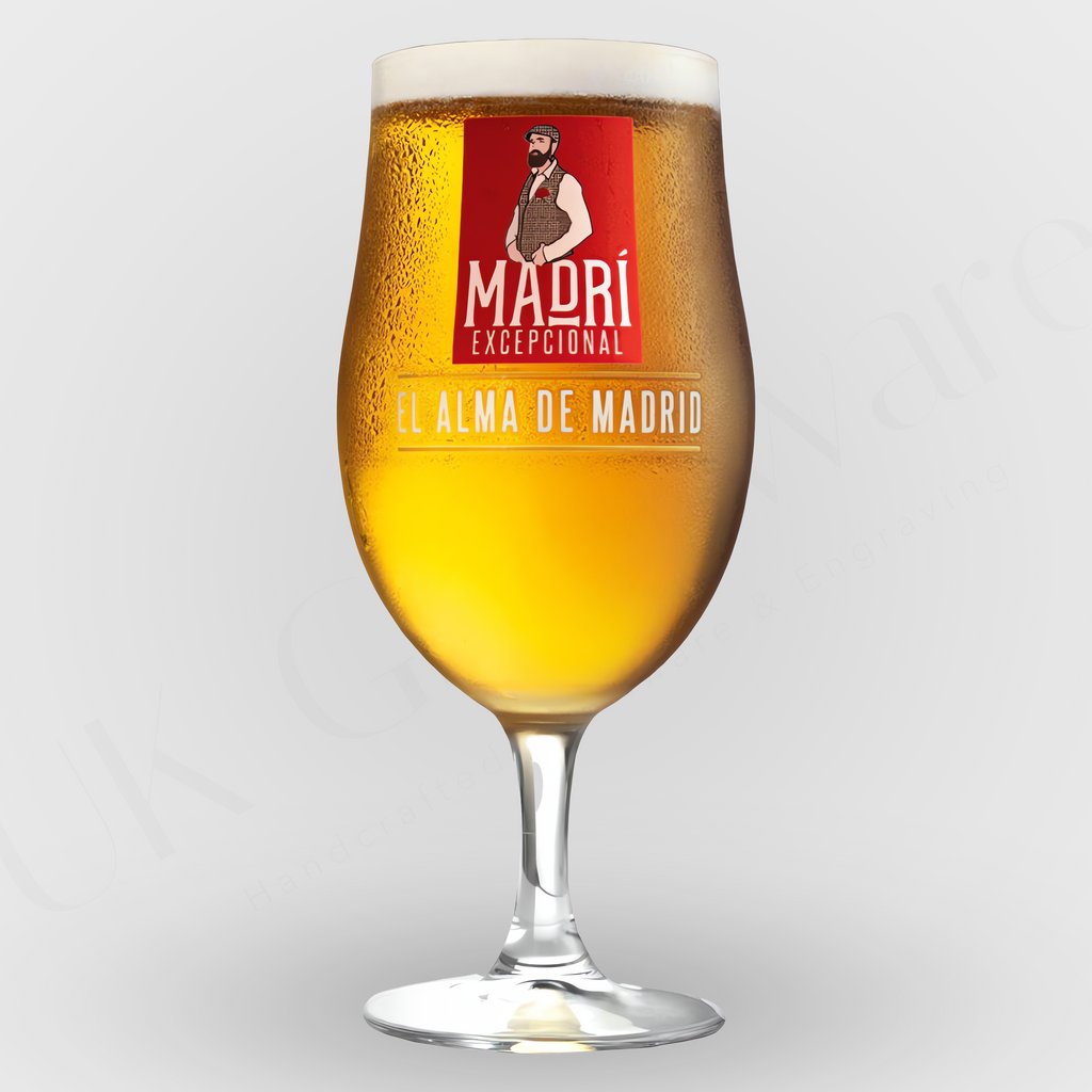 No better feeling than the post match pint, if you wanna enjoy yours without thinking about washing your kit then let me help, £20 and I'll collect it today, wash it and return it before your next game 👍