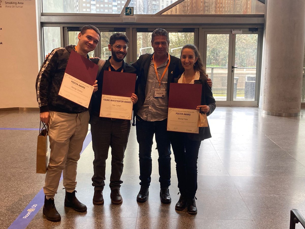 Bar-Shir Lab (@barshir_lab) on Twitter photo Proud of my lab members who presented their work at #EMIM2025. Michal Fisler & Georgy Chistov received Best Poster Award. <a href="/DanCohenMDNM/">Dan Cohen🎗| דן כהן | دان كوهين 🟣</a> was a finalist for the Young Investigator Award and delivered an outstanding lecture (and should have taken the first place, opinion of many). Proud of my lab members who presented their work at #EMIM2025. Michal Fisler & Georgy Chistov received Best Poster Award. <a href="/DanCohenMDNM/">Dan Cohen🎗| דן כהן | دان كوهين 🟣</a> was a finalist for the Young Investigator Award and delivered an outstanding lecture (and should have taken the first place, opinion of many).