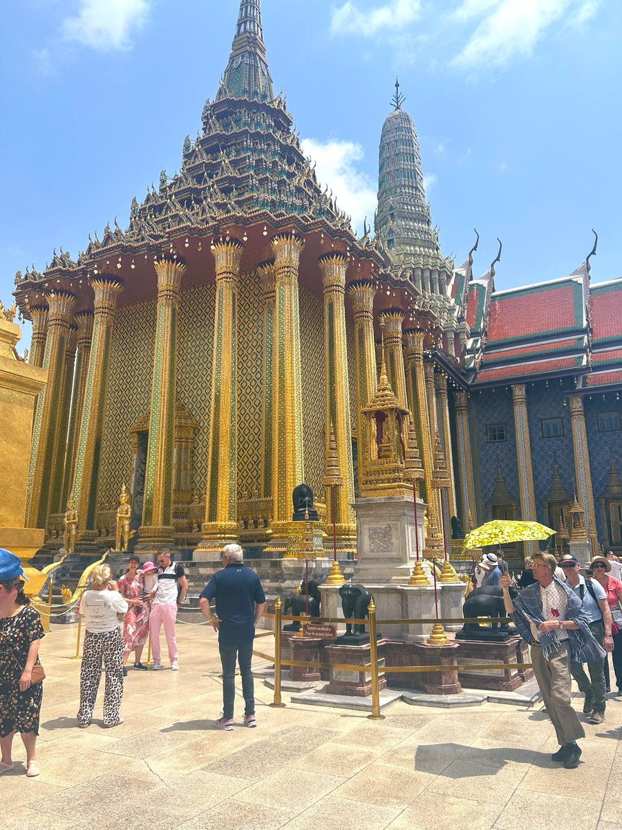 Vickiwol's tweet photo. Being a tourist for the day before work tomorrow 🤓 https://t.co/19238Vo5ur