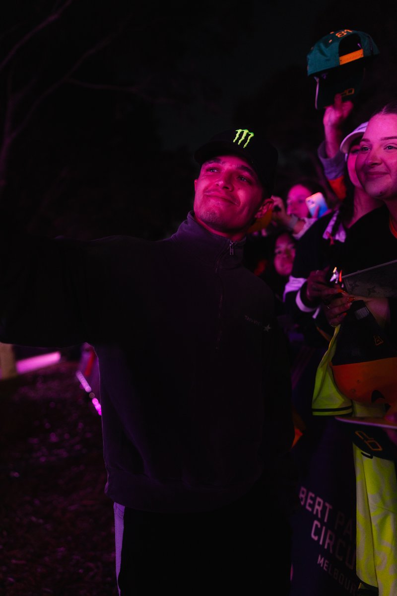 special way to end his day ❤️