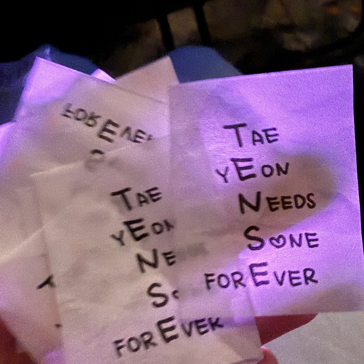 컨페티 문구가 달라 39차 오열 시작