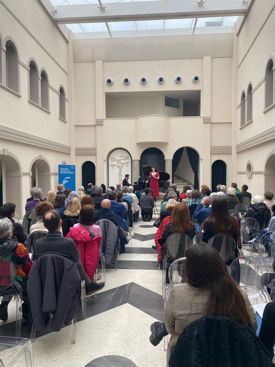 CarpeneO's tweet photo. Alcune immagini della 1868 Gallery Carpenè-Malvolti durante il Concerto Mattinèe "Dileguare con te nell'infinito" presentato dall'Istituto Musicale "Arturo Benedetti Michelangeli" https://t.co/yazkd05Jum