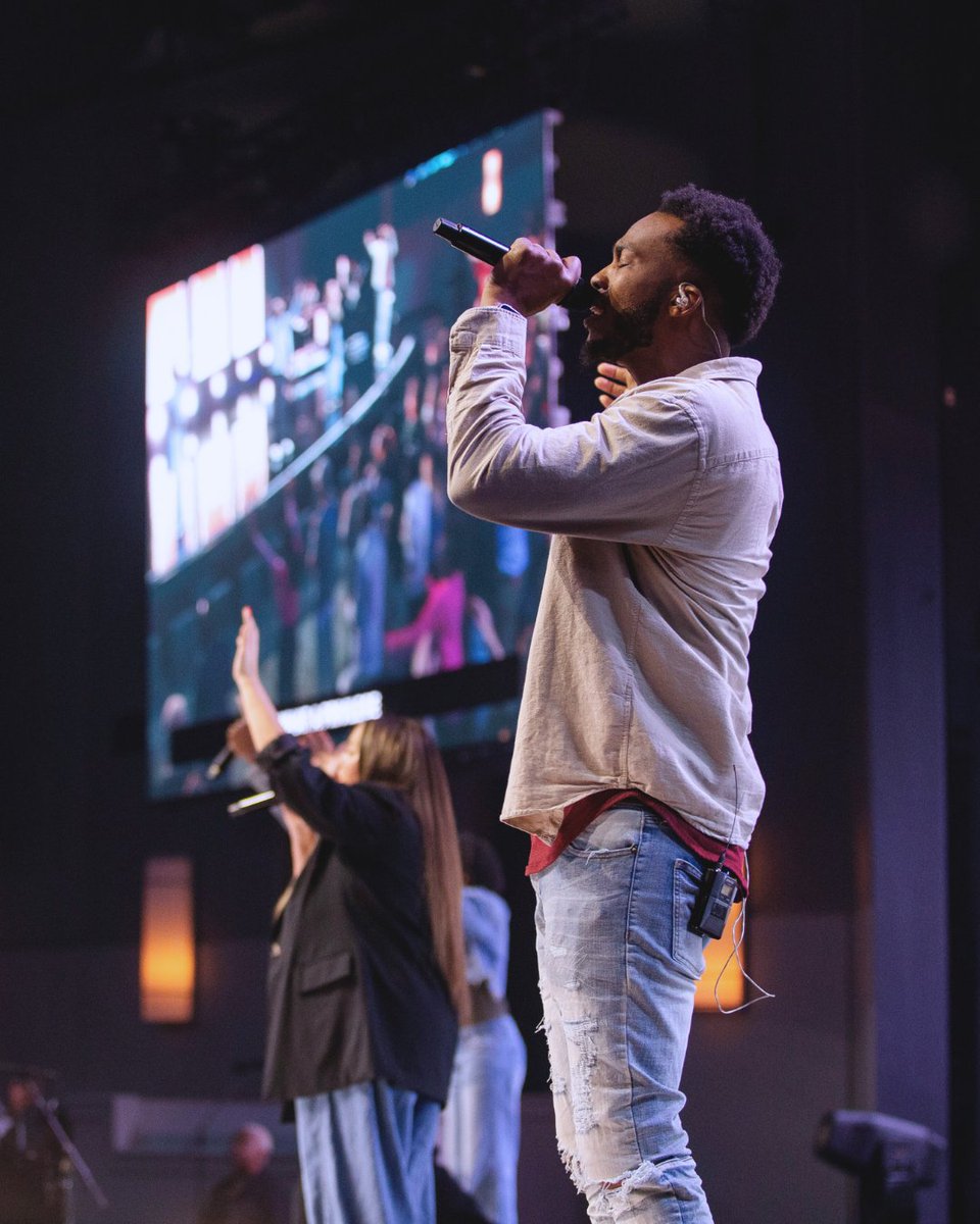 Sundays hit different when you start with worship. ❤️🔥

Come ready because God is already in the room! 🥰 🙌 

Who are you bringing with you?!

📍 In-person &amp; online: bit.ly/3P7a5dk

#wearevictory