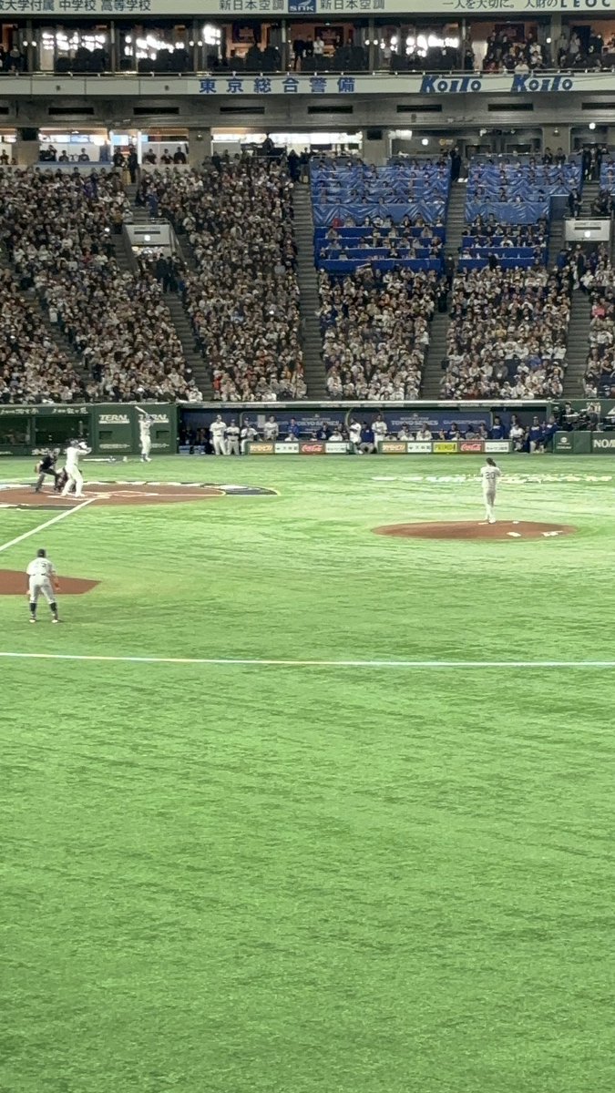 live95715993's tweet photo. しかし、もう少しでホームランボール取れそうだったのにな~

10列右側でした https://t.co/tukbiVrEMd