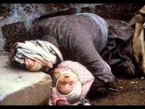 Bir çocuğun, son nefesinde, "Anne elma kokusu geliyor" dediği yerdir Halepçe.
#HalepceKatliamı
