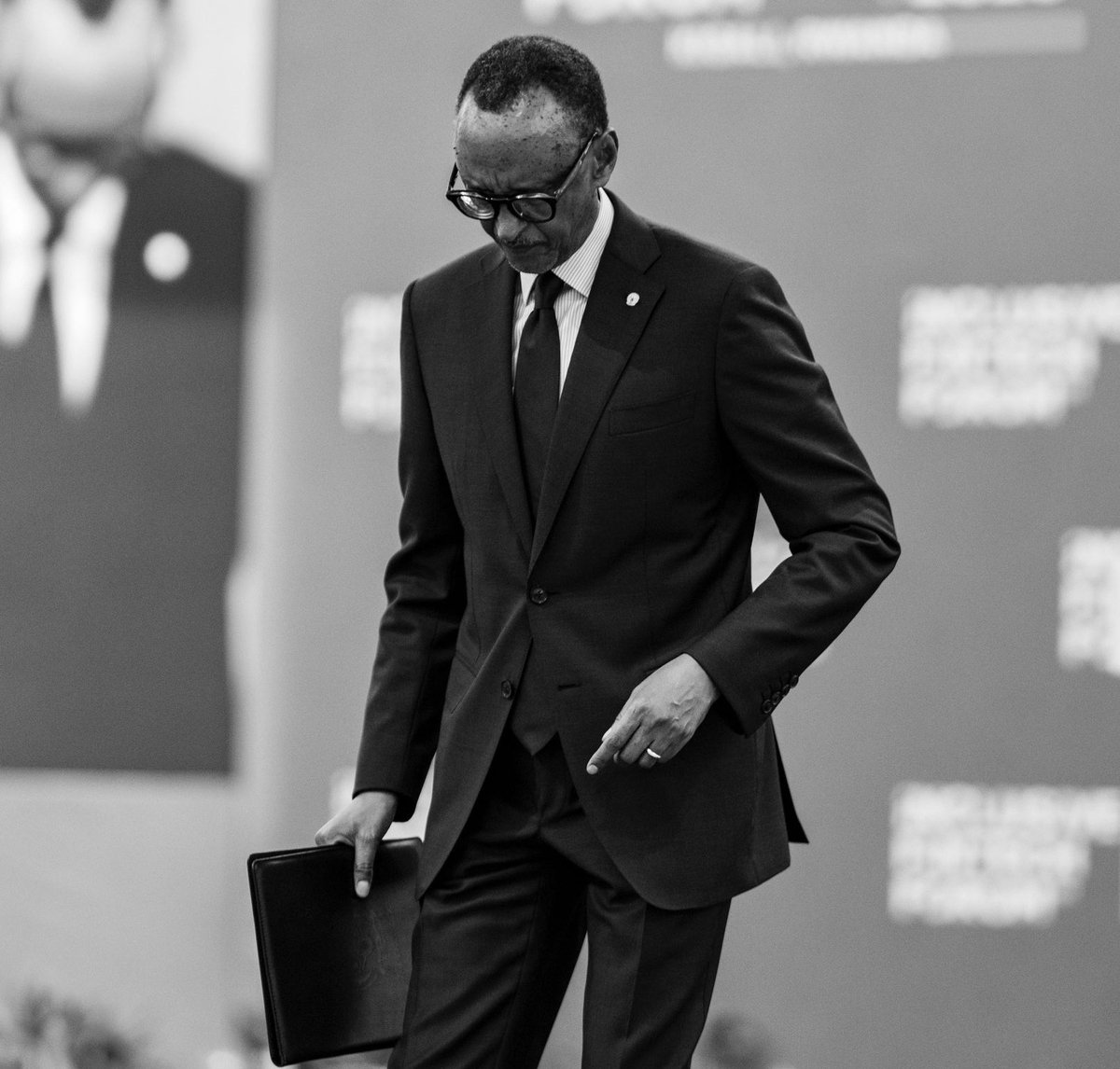 To the man who made us untouchable&amp;incomparable...our love for you is ♾.

#PerezidaWacu❤