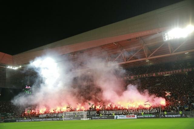 Saint-Étienne s'oppose à la décision du gouvernement concernant la dissolution de groupes de supporters
➡️ l.lequipe.fr/XgX