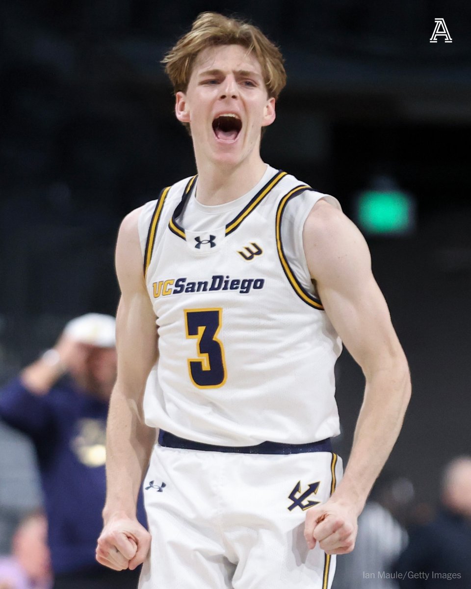 TheAthletic's tweet image. Only one program 𝙚𝙫𝙚𝙧 has sent its men&apos;s and women&apos;s basketball teams dancing to the NCAA Tournament in their first season of eligibility.

@UCSDmbb 🤝 @UCSDwbb
         Big West champs

H/T @OptaSTATS