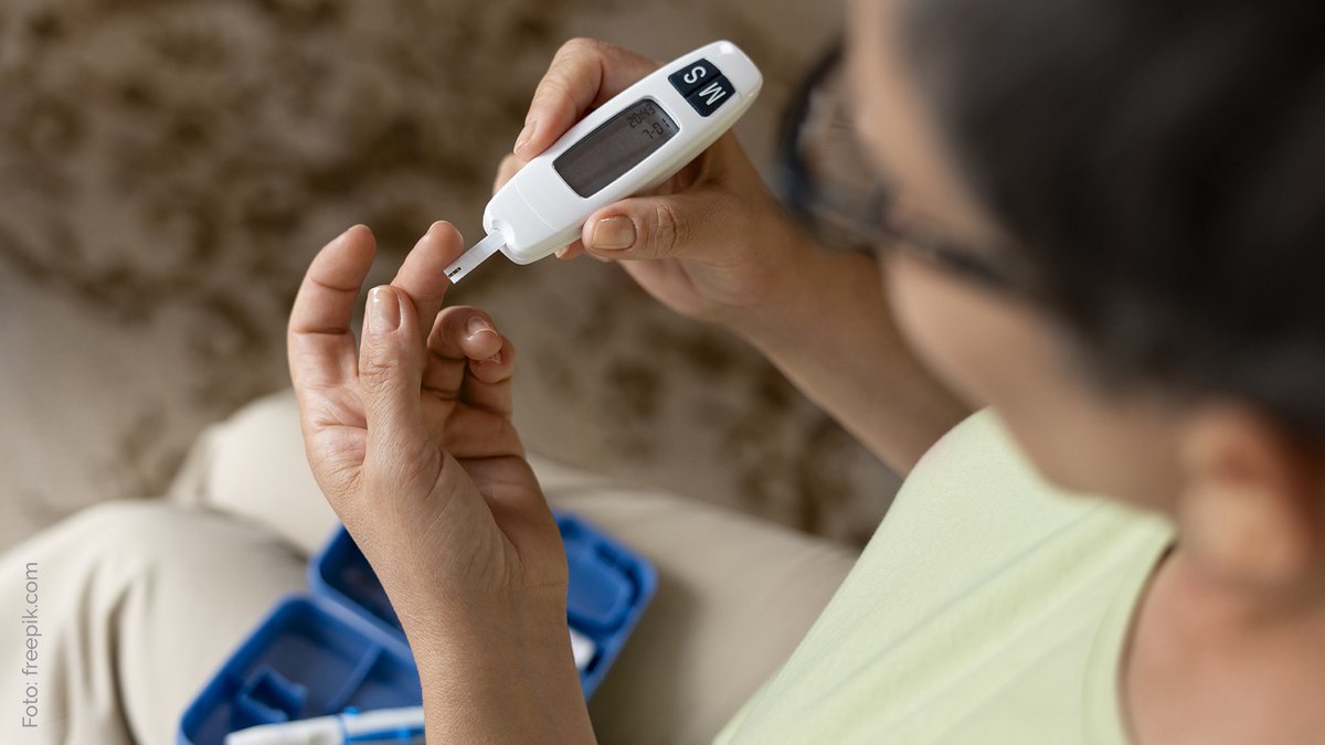 CentroSan_BV's tweet photo. Viele Diabetiker haben einen Mangel an Mikronährstoffen, wie eine neue Auswertung von weltweit durchgeführten Studien zeigt. Am häufigsten fehlte es den Diabetikern an Vitamin D und an Magnesium.
https://t.co/ja94kB1Oko
#Gesundheit #Vitamine #Ernährung https://t.co/sHuL2hKlGp