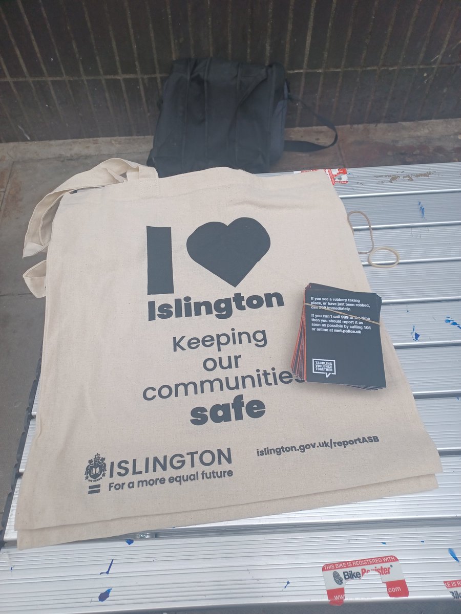 Junction Officers hosted an Look Up Look Out community event with Islington Council earlier this week.  #CommunityCrimeFighting