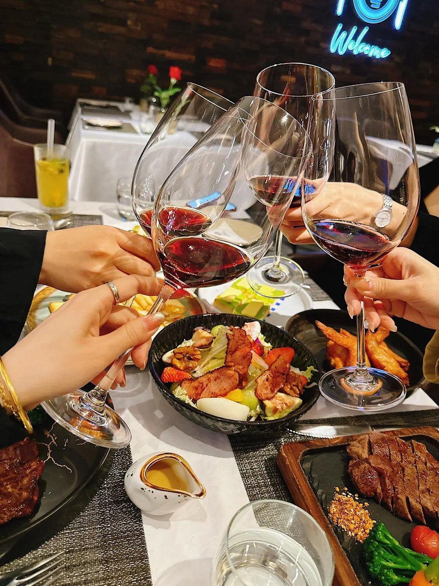 別人提錢回家，我也提前回家。