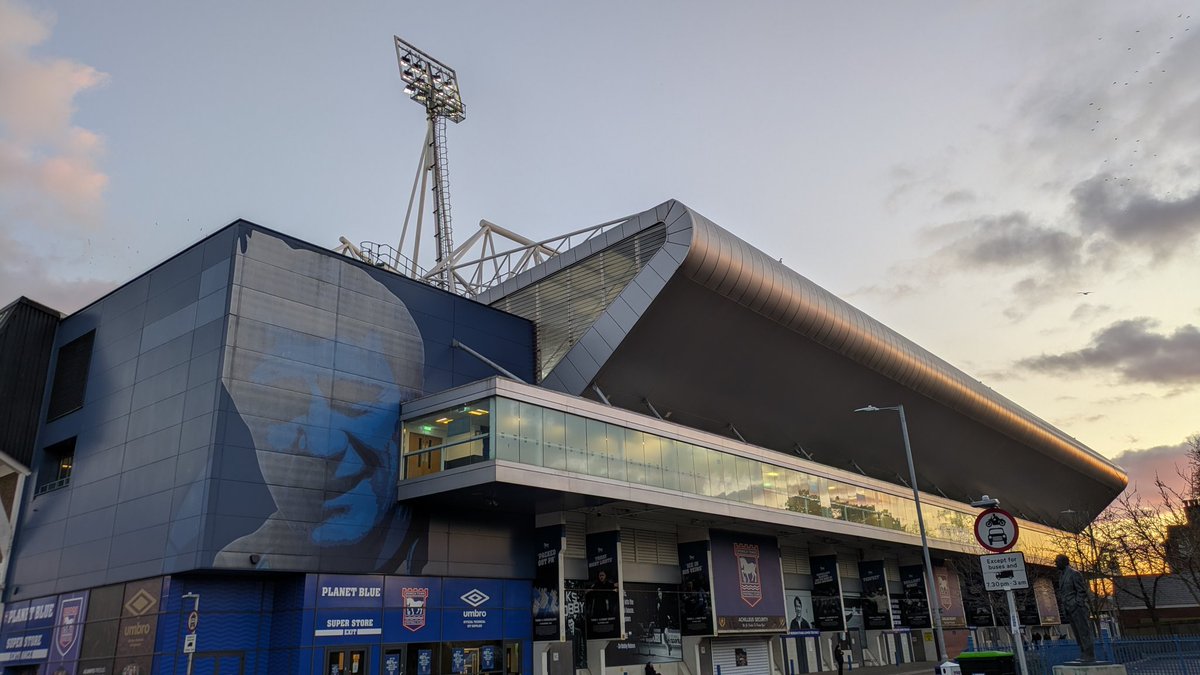 Glenn W (@glenncomms) on Twitter photo A few πΈ from yesterday.
#itfc #IPSNFO A few πΈ from yesterday.
#itfc #IPSNFO