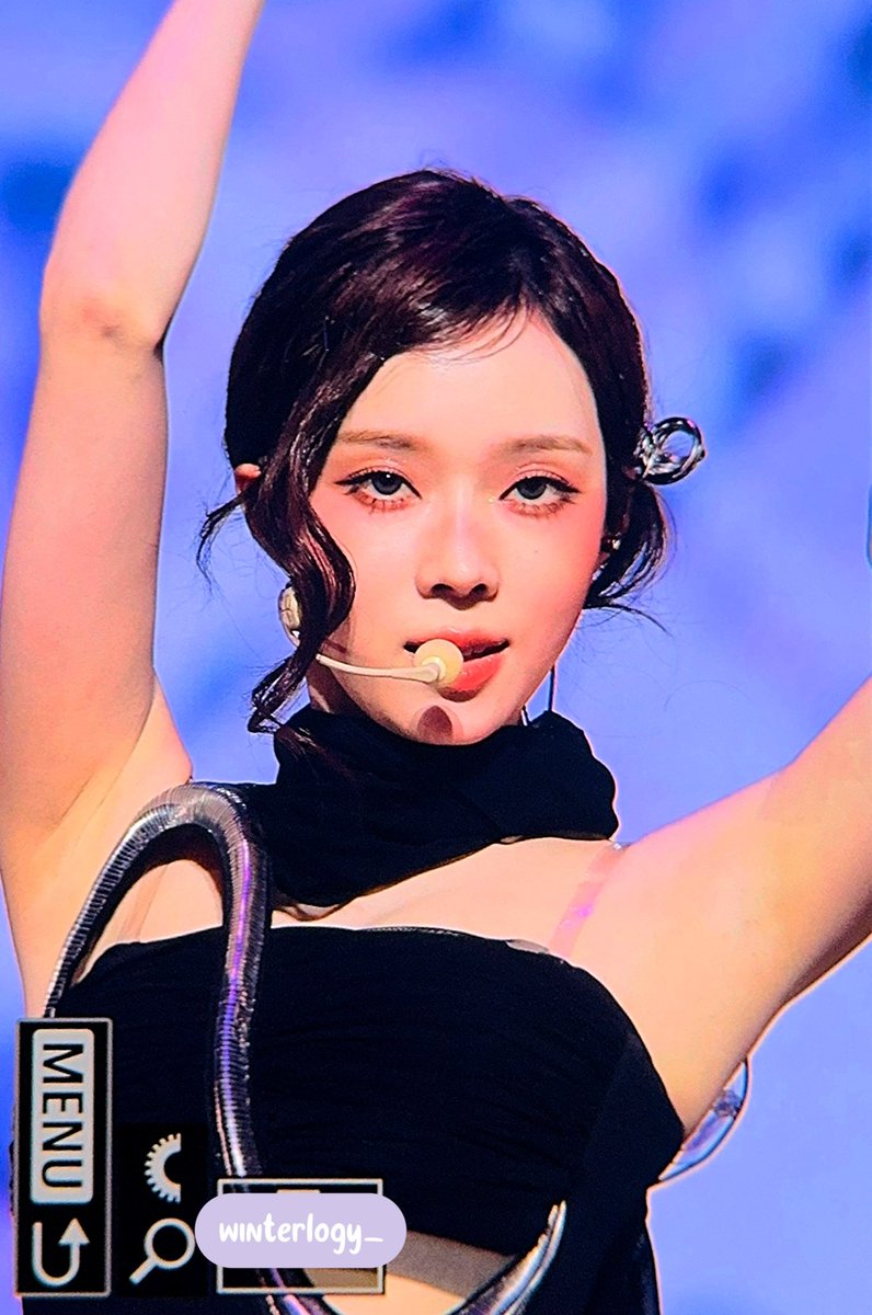 winterlogy_'s tweet photo. 250316 ENCORE 🖤 
#aespa #æspa #에스파 #WINTER #윈터 https://t.co/TFME7tEif0