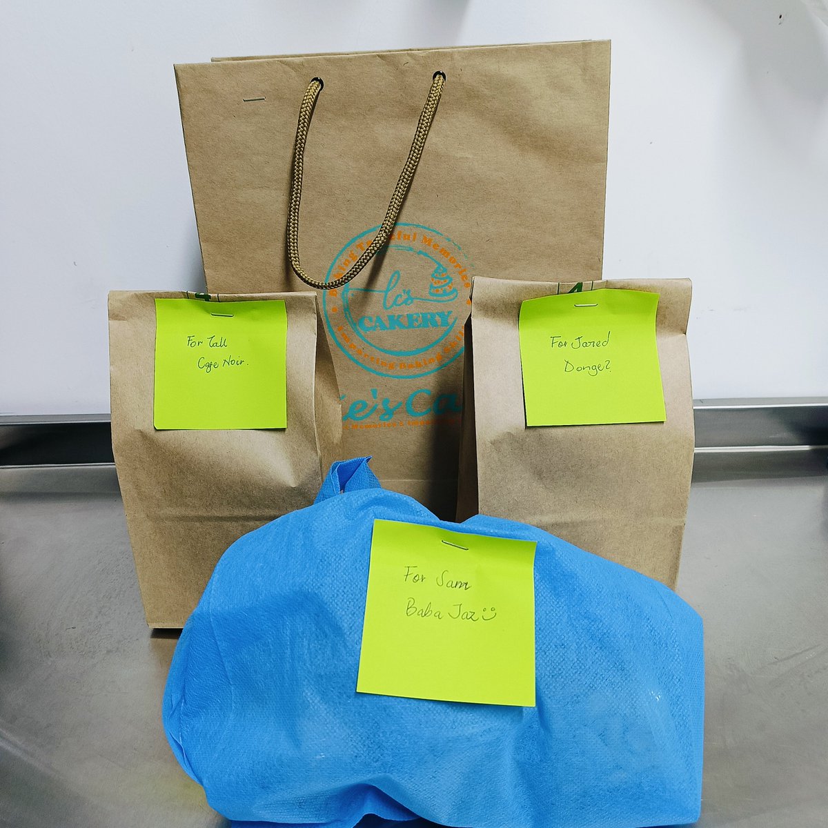 LC_Cakery's tweet photo. Why our loaves.

1. Offers a readily available snack option for your breakfast or tea break.
2. Made with fresh locally sourced ingredients.
3. Made fresh daily.

Deliveries are available at a fee all over Nairobi.

 #cakes #buru#nairobi #bakery #FreeNduta https://t.co/fM9sxVjThh