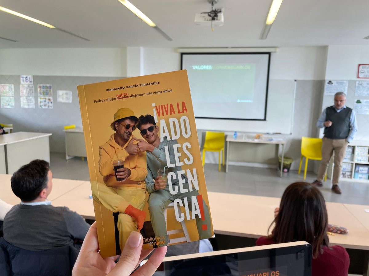 El sábado 15 de marzo tuve ocasión de pasar tres horas junto a un grupo de padres y madres del <a href="/ColegioErain/">Colegio Erain</a>. Charlamos sobre la adolescencia de los hijos. Si te interesa organizar algo similar, no tienes más que escribirme por privado y vemos cómo hacerlo.