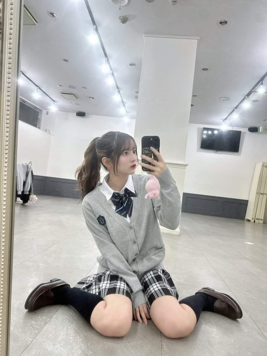 Post by 黒嵜菜々子【Root mimi】 on X: 制服デートしよ