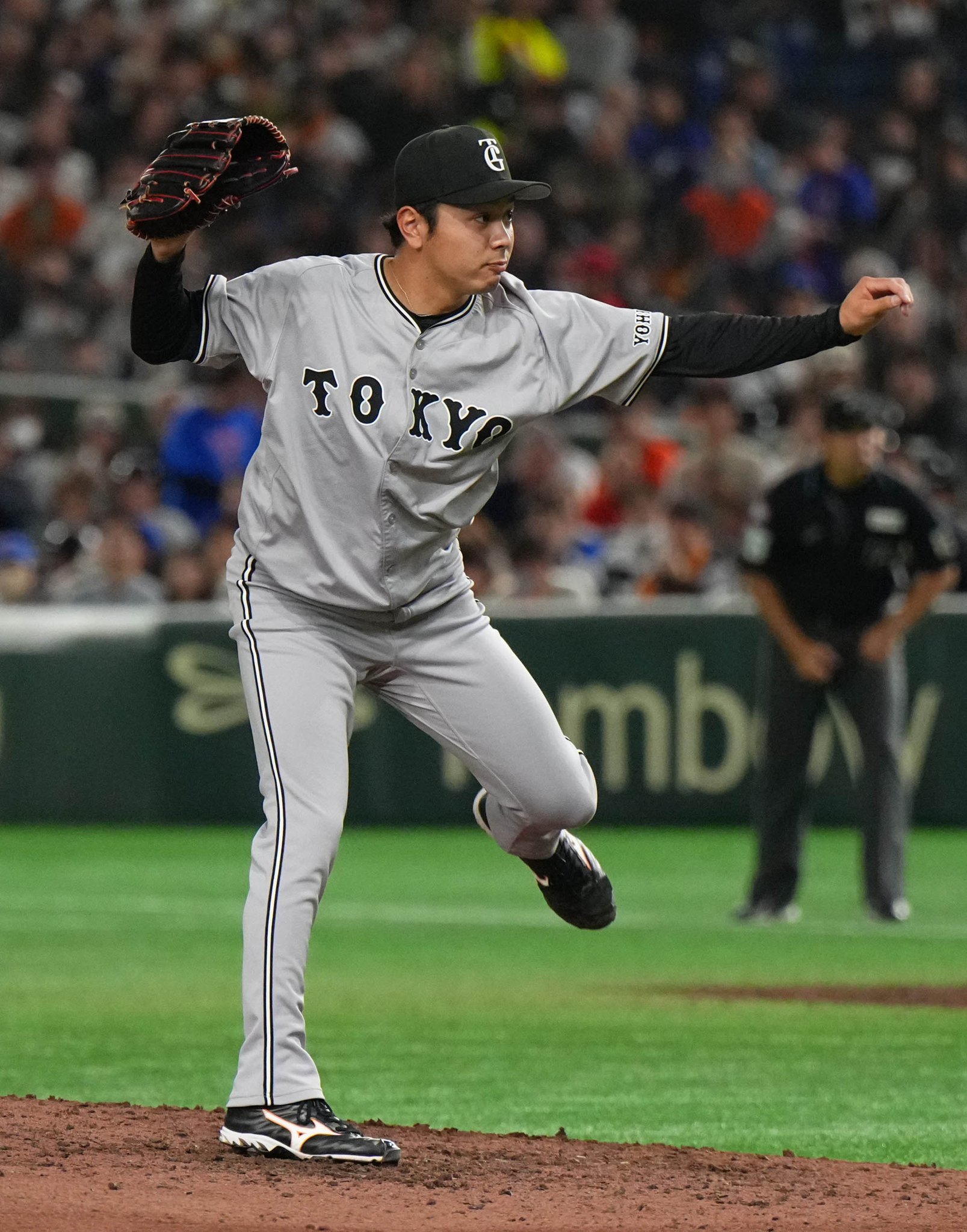 読売ジャイアンツ 巨人 石川達也 ガチャ 朝顔 サコッシュ 巨人】石川達也「ジャイアンツでしっかりいい思い出をつくれる