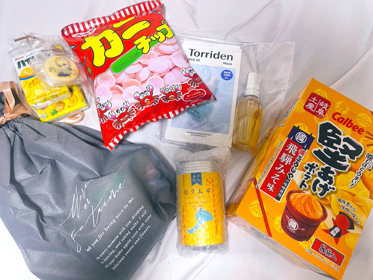 pant_ks29's tweet photo. むさこ！ありがとうございました！！！ 
Re_delta攻め攻めのショーケースどうでしたか。
いつもきてくれる方も初めましての方もありがとうございました！
差し入れもいっぱい嬉しい☺️
とても楽しいイベントでした。
そして護狐お疲れ様！いままでありがとな！
#むさこ #無酸素呼吸 https://t.co/MvOUlkJl8x