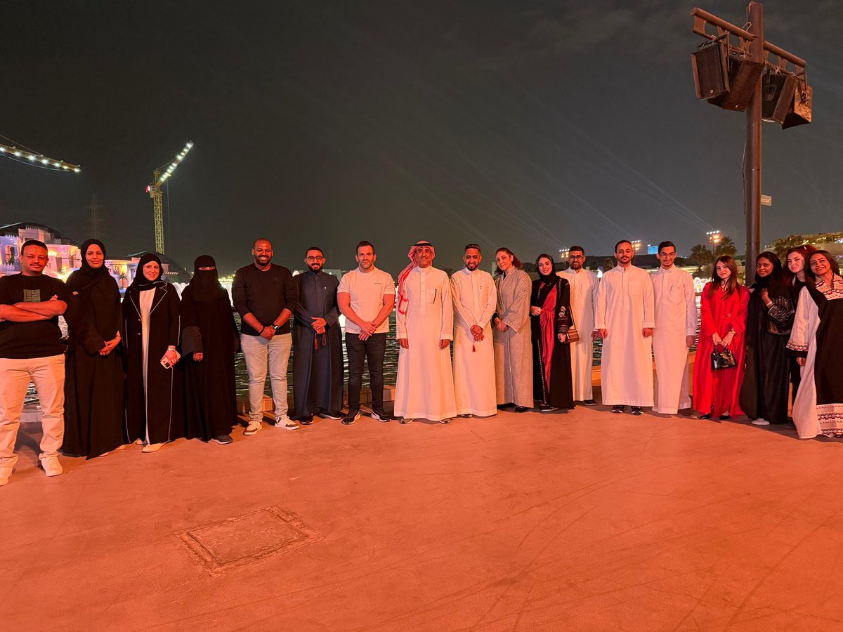 AldukheilGroup's tweet photo. Aldukheil Financial Group Annual Ramadan Iftar 🌙✨

#aldukheil #aldukheil_financial_group #riyadh #ksa #saudi_arabia #ramadan_nights #ramadan https://t.co/4JPQl2HsuW