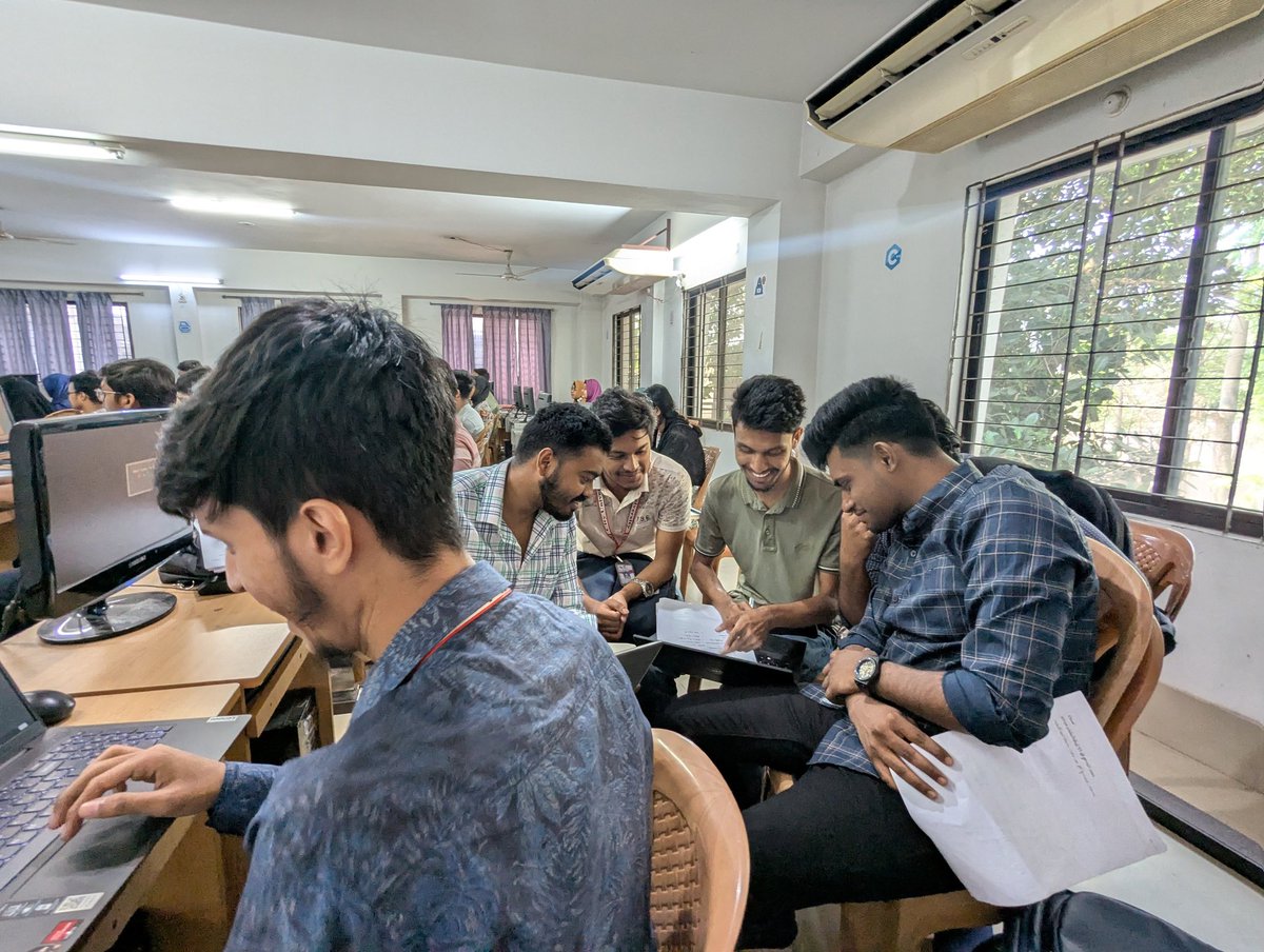 mdsiaofficial's tweet image. Code and Creativity Carnival Programming Contest 
Organized by City University Programming Club(CUPC) .

#ProgrammingContest