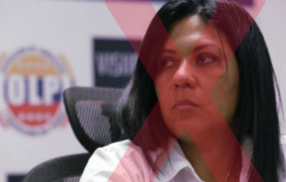 freddyzur's tweet photo. La lucha interna dentro del chavismo no es nueva, pero en los últimos meses se ha intensificado, dejando en evidencia fracturas profundas dentro del PSUV y las estructuras del poder en Venezuela. La reciente caída de Katherine Haringhton, exfiscal y jueza vinculada al aparato represivo del régimen, no parece ser un hecho aislado, sino parte de un reacomodo dentro de la élite gobernante.

Desde hace tiempo, se han venido perfilando distintas facciones dentro del chavismo: una vinculada al ala más dura y represiva, encabezada por figuras como Diosdado Cabello y algunos militares leales al aparato de inteligencia y seguridad; otra más cercana a Nicolás Maduro y su círculo familiar, que busca mantenerse en el poder a toda costa, incluso sacrificando a algunos de sus propios aliados.

Haringhton, esposa de Gustavo González López (exdirector del SEBIN y figura clave en la maquinaria de represión), ha sido puesta a la orden del Ministerio Público en medio de una supuesta investigación por corrupción y abuso de poder. Esto no solo expone la fragilidad del régimen, sino que también sugiere que hay una guerra interna en la que algunas piezas del ajedrez están siendo sacrificadas para proteger a otras
