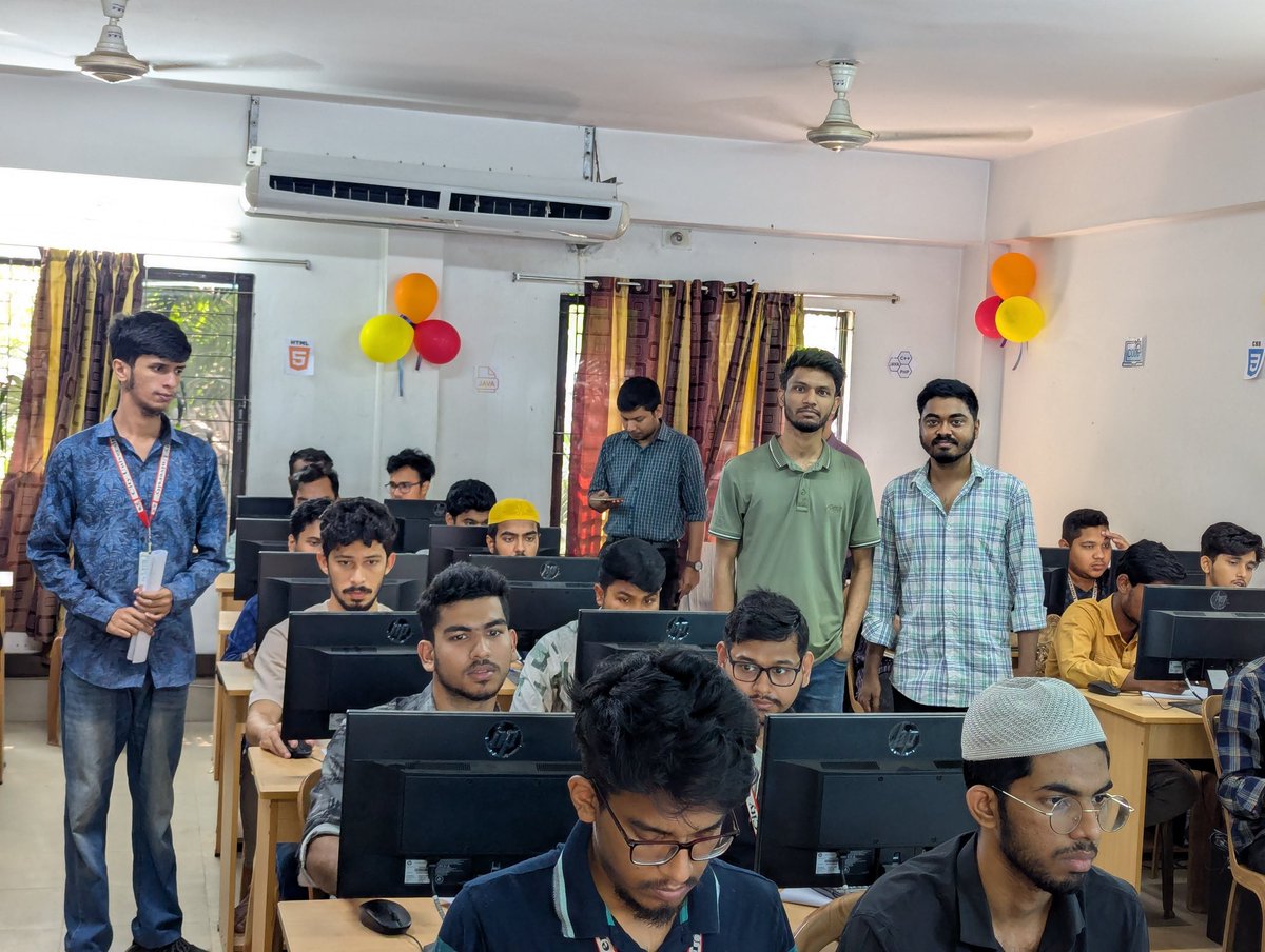 mdsiaofficial's tweet image. Code and Creativity Carnival Programming Contest 
Organized by City University Programming Club(CUPC) .

#ProgrammingContest