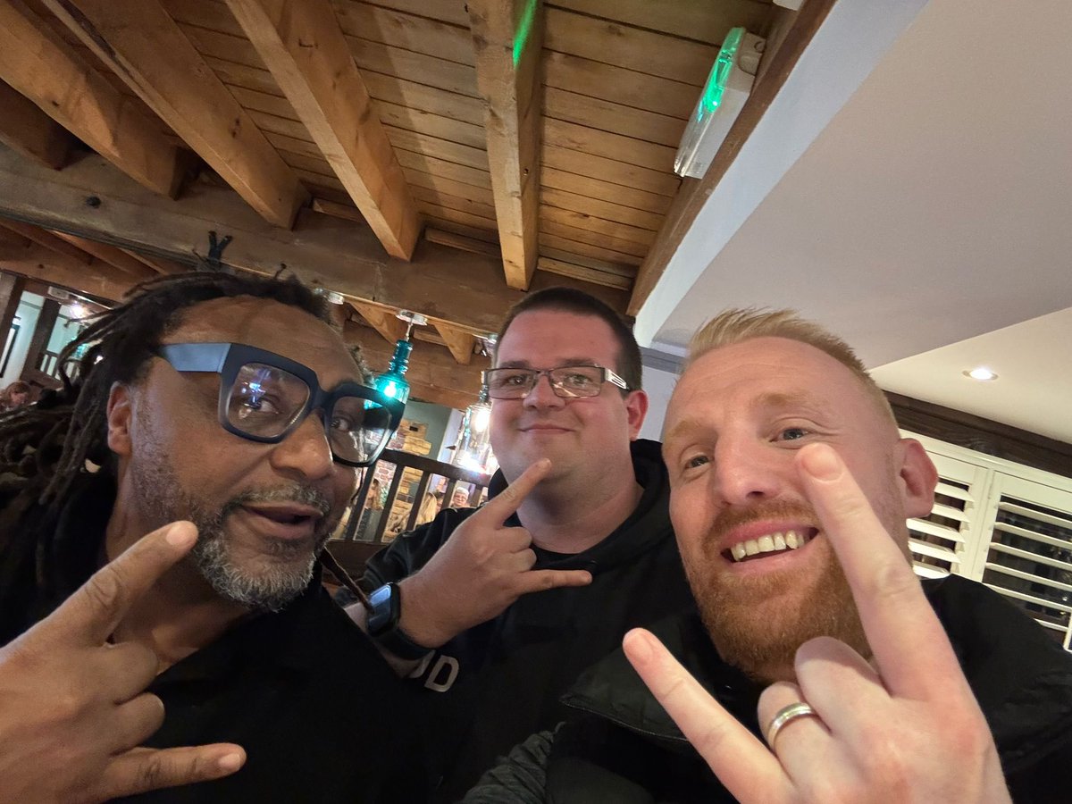 JackDace's tweet photo. What a day! First final confirmed with @StaffordTown1st and then we bump into the best frontman around! @Skindredmusic 

#UpTheTown https://t.co/q0qWwLZA1F