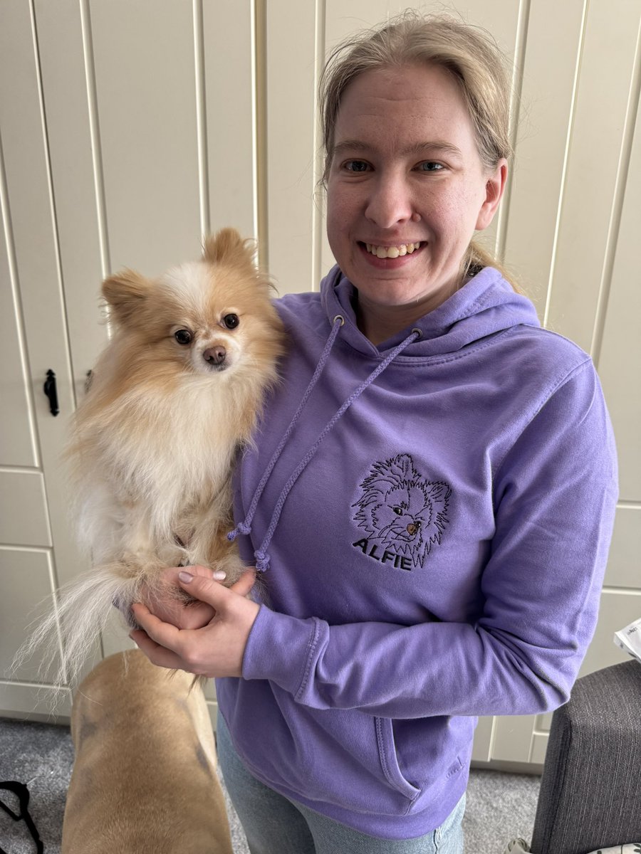 I think she likes her new hoodie 🥰

Slightly early due to me being on nights next week, but happy two year anniversary to my wonderful wife <a href="/Kiimberley95/">Kimberley</a> ❤️ 

Thank you for putting up with me and my gamer ways 🤓