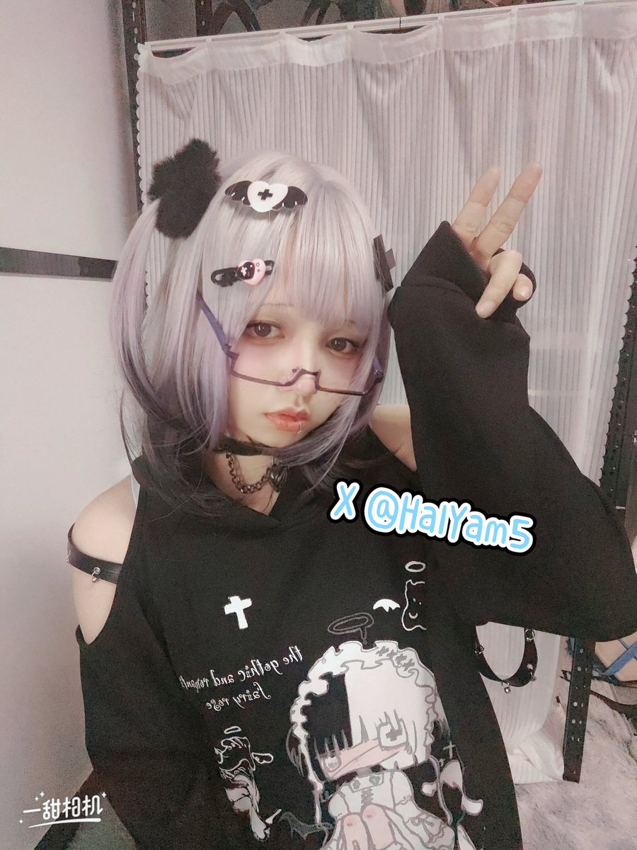 遇到你之后心就像被炖得烂烂的土豆，看起来和平时没有区别其实筷子一夹就软掉了～>_<