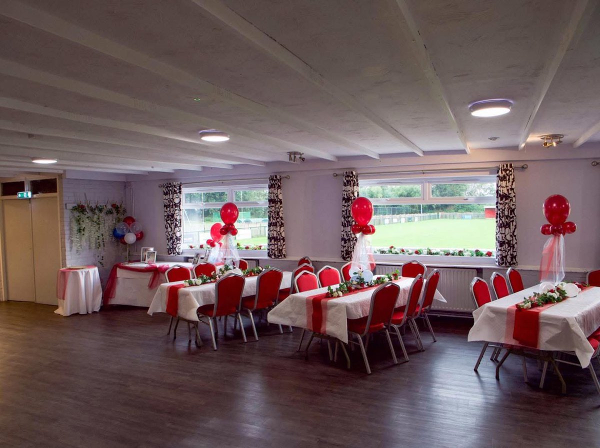 Looking for a local venue for that big event this year? We have a 100-160 capacity hall with private bar, and onsite free parking for the designated drivers!

You don’t have to be a member to hire our facilities.
📧bookings@leightontownfc.co.uk

#venuehire #venue #LeightonBuzzard