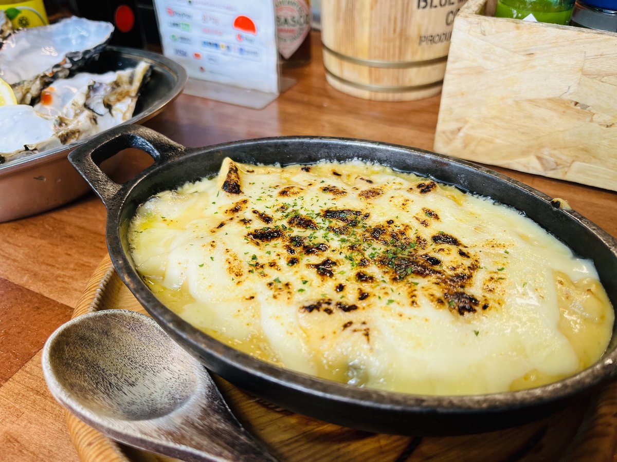 gourment_master's tweet photo. 牡蠣にまみれた
#かき小屋ランドリー #難波 #大阪 https://t.co/OZkZy4Xv1M