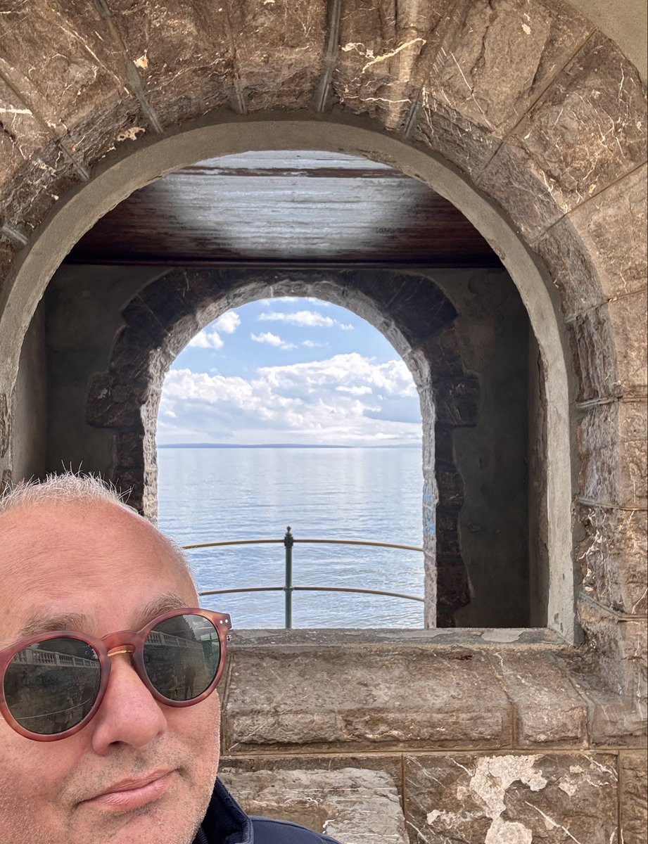 Dinko Eror tweet media