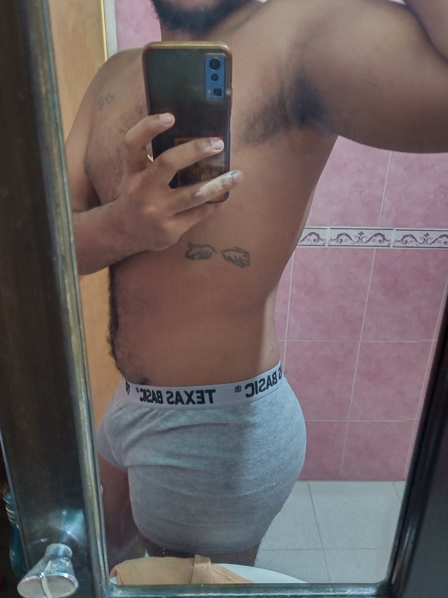 Arturo_Cinnmon tweet media