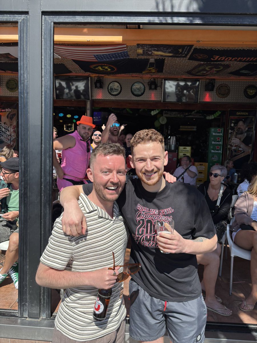 First time he ain booked me 🟡🔴