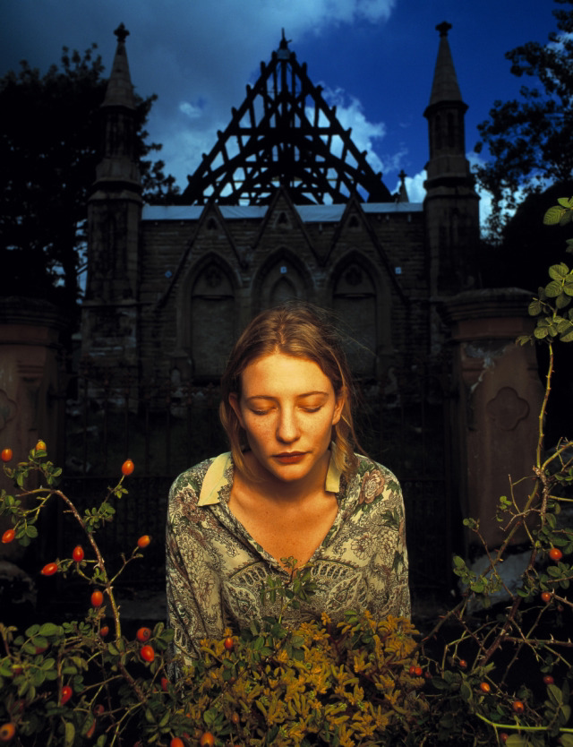TheCinesthetic's tweet photo. Cate Blanchett by Robin Sellick https://t.co/YnfZLfQPiH