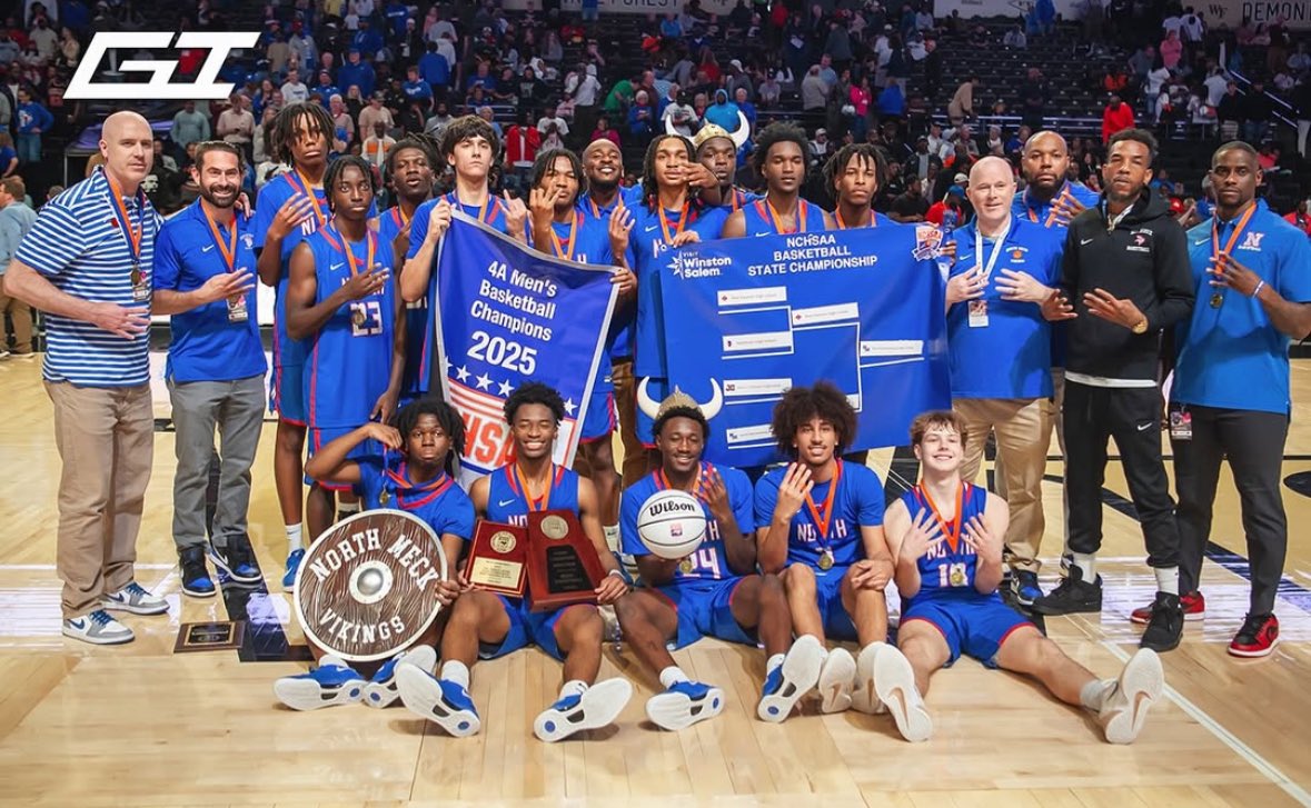 Back 2 Back💍
Beyond grateful for the best 4 years of my life
10 out✌️#V4L
All praises to the most high🙏
<a href="/northmeckbball/">North Meck Hoops</a>