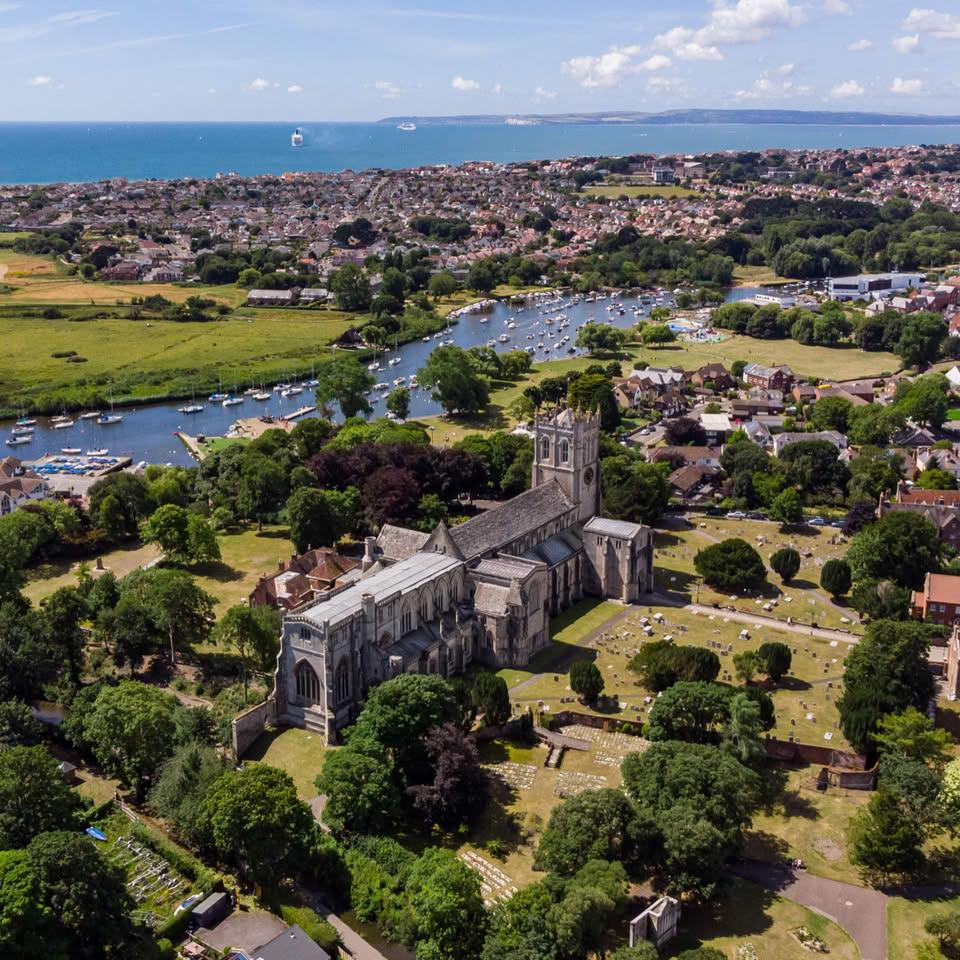 LoveXchurch's tweet photo. Journey through Christchurch's rich history! https://t.co/KfJaEQ855M guides you through captivating landmarks and charming streets that tell the town's story. Navigate your path through time and culture. #ExploreBCP #CoastalCompass #LoveXchurch

https://t.co/T3KLKcteKi https://t.co/rSR0CA950m