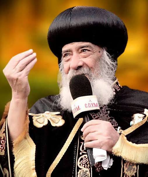 انتو رحلتو عنا فعلا ذلك اليوم 17مارس لاكن هتفضلو عايشين جوه قلوبنا وهنضل عايشين بصلواتكم وشفاعتكم آمين ♥️🙏🙏