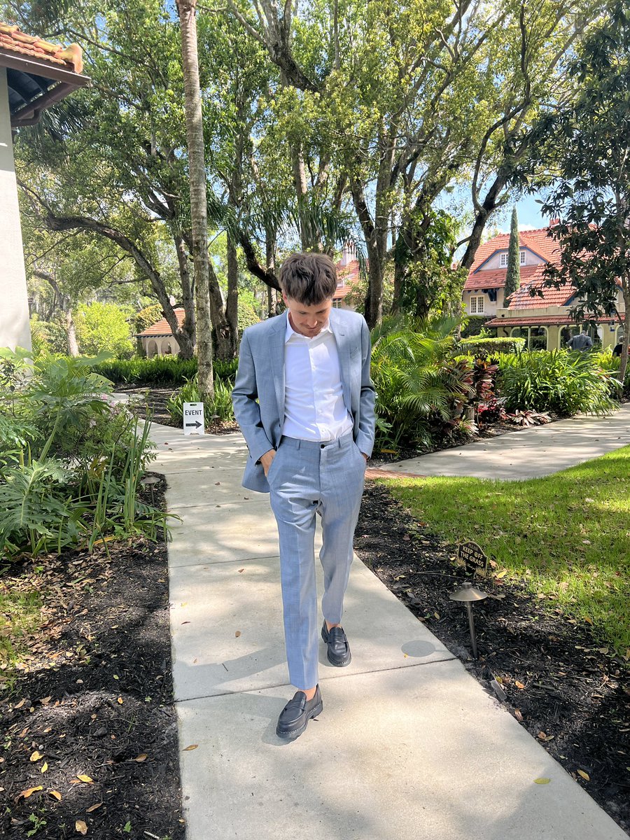 dontknowjakee's tweet photo. couple days in florida https://t.co/NwdIlsE1cp