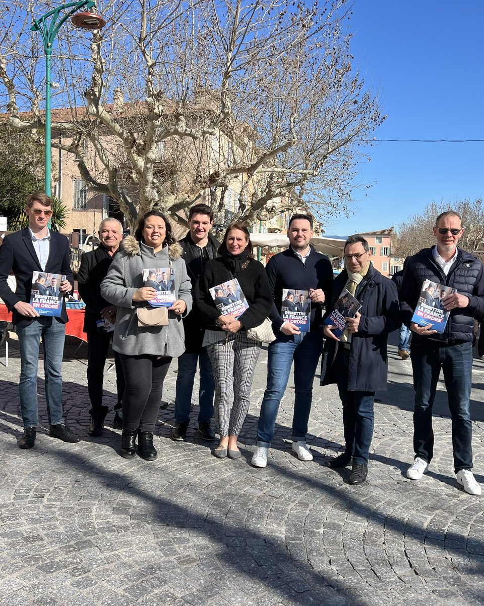 CRodriguezRN's tweet photo. ☀️Heureux d’avoir participé au tractage « Remettre la France en ordre » avec les militants de l’Est-#Var au Muy ! 🇫🇷 

Autour de @MLP_officiel et @J_Bardella, le Rassemblement National œuvre pour redresser notre pays et offrir aux Français l’alternance qu’ils méritent. 💪🏻 https://t.co/HMg5o6zdgP