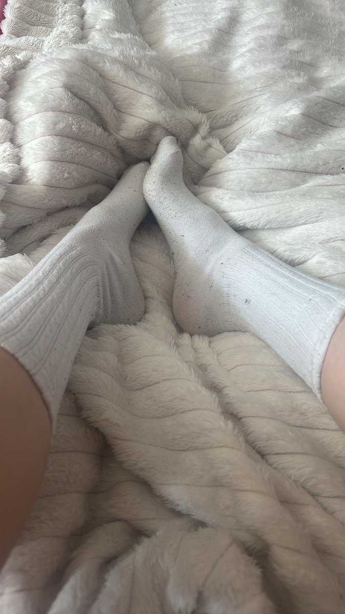 ilonaklr's tweet photo. DE RETOUR LES CLEPS

Allez les crasseux on se réveille on vient aux pieds, tu sais que tu ne peux me résister pourtant t’essaye encore 🤣

Tu es ✨PATHÉTIQUE✨

Domina findom soumis moneyslave moneymiss finD cashmeet payday paypig https://t.co/bSSAlHNRlq
