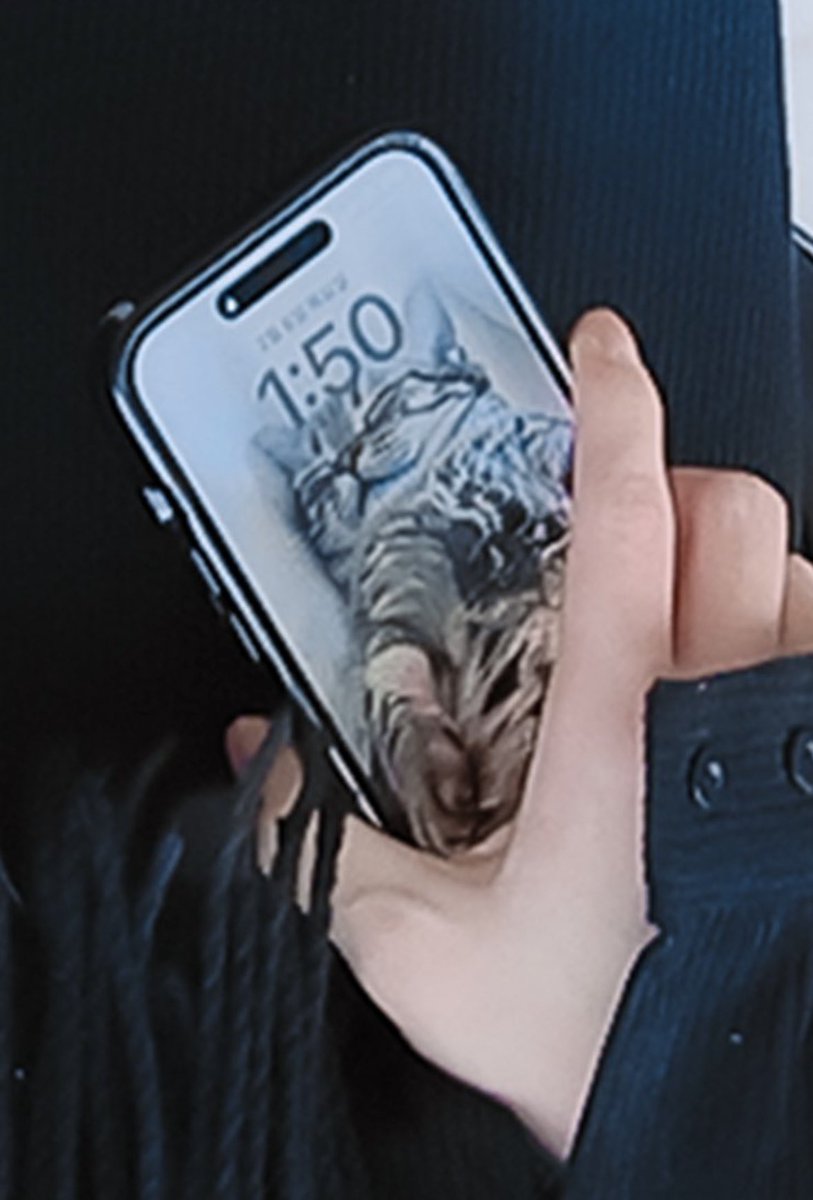 thank you for being jihoonie’s friends 🥺 hope you happy in heaven, cute kitty 😭🤍