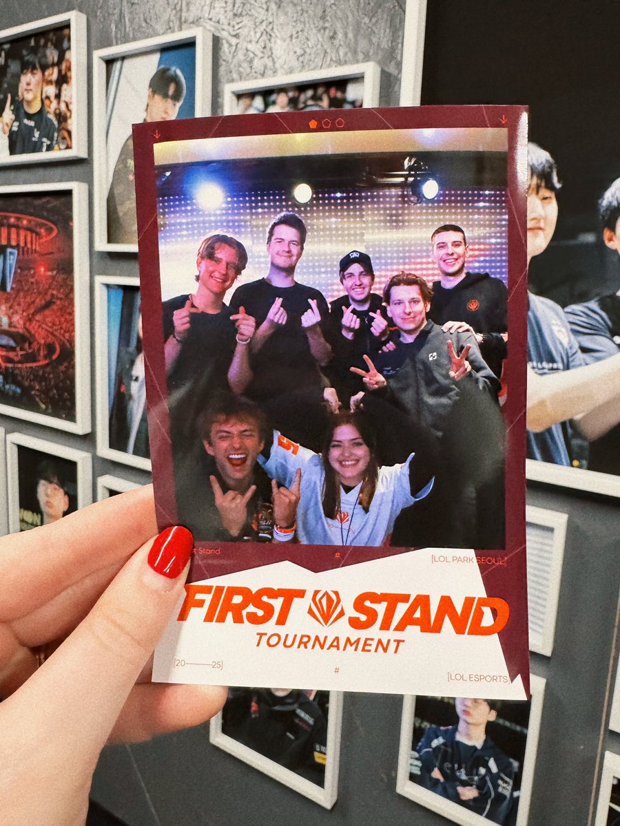 Riot chlo jo tweet media