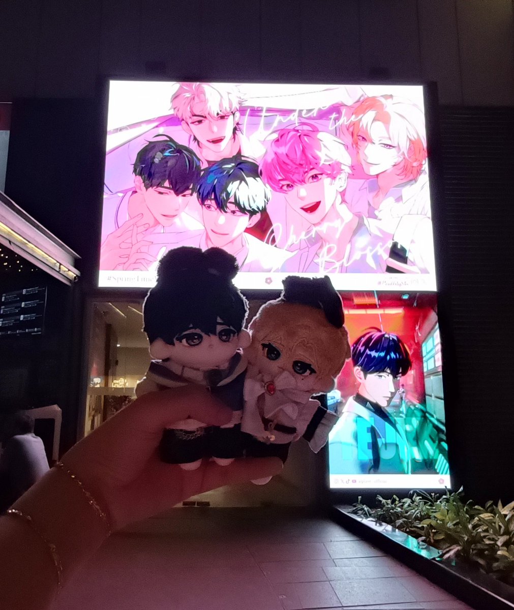 hoih0ihoi's tweet photo. @thepllibee Ur yejun nui is mine now, stonks
With @yukixed_art !!!!
#PLAVESymphony_SG #springtimewithplave
(Also hello yes me am new PLLI, less than 1 month old ๐คฃ๐๐ป my 1st ever kr idol group) https://t.co/yaJAxS035o