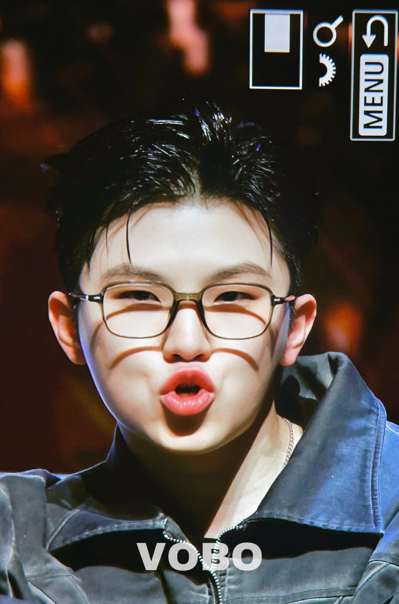 vobo_woozi's tweet photo. 250316 우지

빠오즈~

#SEVENTEEN #WOOZI #우지 #세븐틴 #ウジ #보보 #ボボ https://t.co/LCmoN5OzZC
